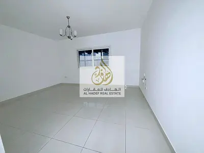 للإيجار السنوي في الشارقة – الخان | استديو داخل بناية عائلات مزودة بكاميرات مراقبة | الدفع على 4 دفعات | تأمين شيك مؤجل | السعر 29 ألف سنويًا | موقع م