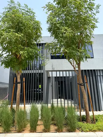 🇬🇧 Luxury Villa for Annual Rent in Masaar Robinia - Al Suyoh, Sharjah 📍 Masaar Robinia Community | Al Suyoh, Sharjah Experience premium living in