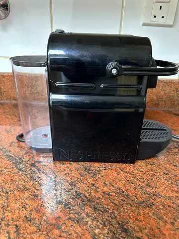 Nespresso Inissia D40 Coffee machine
