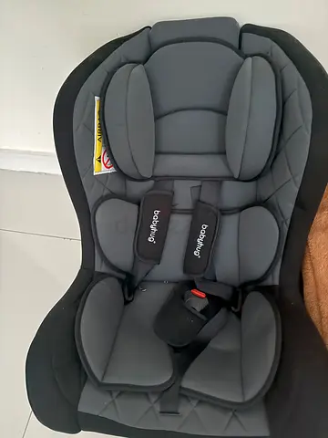 Babyhug infant car seat - good condition