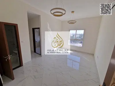 📌 للإيجار السنوي – شقة غرفتين وصالة | 2 حمام | بلكونة | أول ساكن | الصناعية – شارع الاتحاد | عائلات فقط