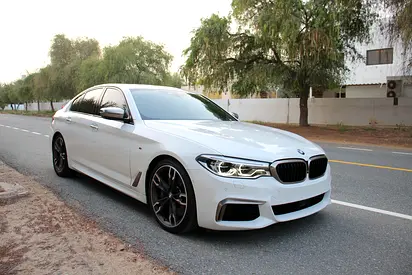 BMW M550i xDrive V8 2018 | GCC Specs | Pristine Condition
