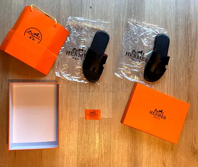 Izmir sandals hermes price negociable size 45-46EUR