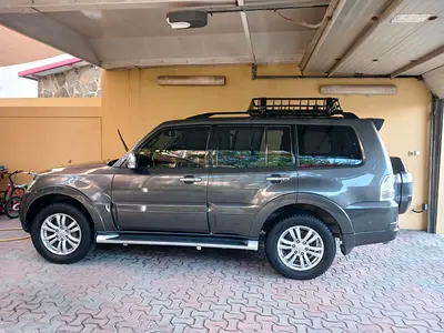 Mitsubishi Pajero 3.8L GLS Top 5 Door 2016 GCC Specs