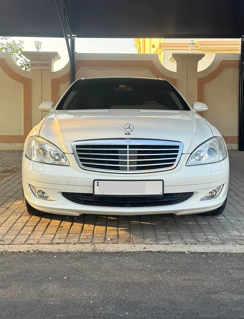 Mercedes-Benz S-Class 2008 — photo 1 of 11
