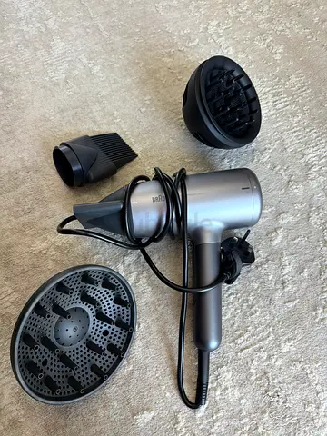 Hair dryer