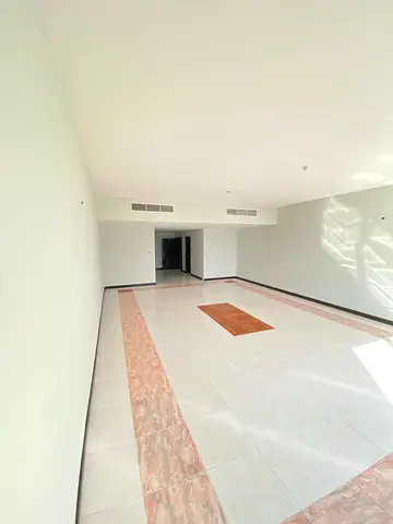 4-bedroom apartment with master bedrooms and 4 bathrooms, central air conditioning, spacious area i