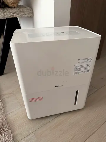 30l ProBreeze Dehumidifier - White, Good Working Condition