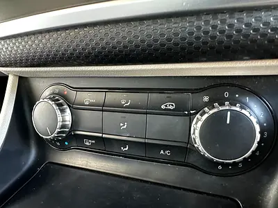 2014 Mercedes-BENZ A-CLASS 照片 8