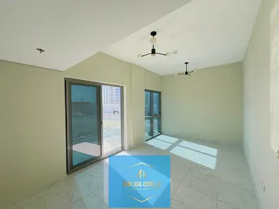 Bright Unit|Ready To Move|Pool, Gym &Club House