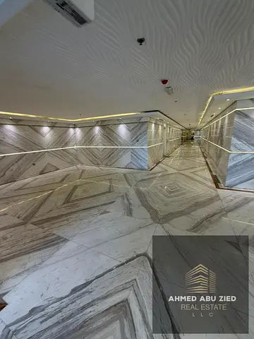 Spacious Master Room in Al Mowaihat 3 – Near Schools, Services, MBZ Road & E311 | Built‑in Wardrobe