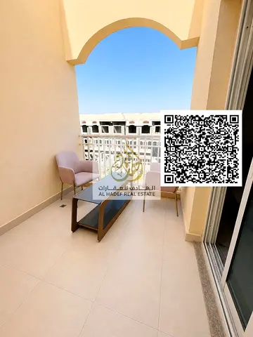 فيلا بالزاهية داخل أب تاون، 3 غرف ومجلس و3 حمامات، تراس كبير وفرش كامل، الإيجار 65 ألف سنويًا على 4 دفعات، التأمين 7000 شيك مساحات كبيره جدا وممتازه..