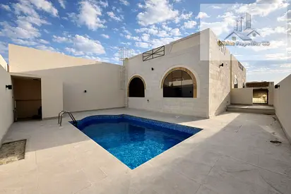 Single storey | Swimming Pool | Covered Parking