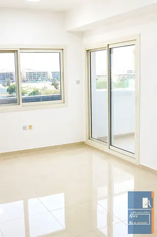 1BHK Available for Family - With Gym and Car Park Access