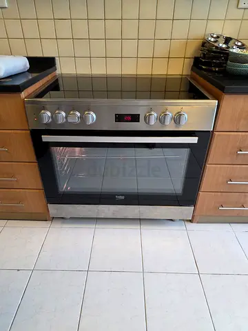 Beko 90x60cm 5 Zones Ceramic Cooker Stove Stainless Steel Color