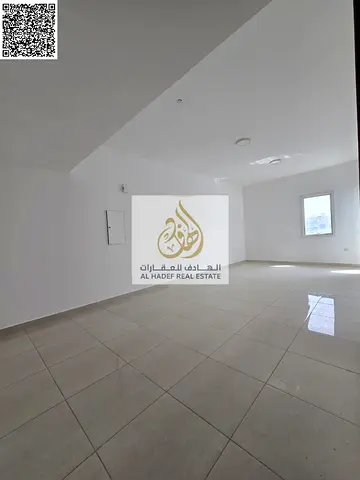 3 غرف وصالة للإيجار السنوي | جميع الغرف ماستر | غرفة خادمة | 4 حمامات | بلكونة | باركن خاص | الجرف 2 خلف السفير مول | 60,000 درهم