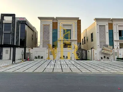 Two-story villa with a roof terrace, conveniently located near all amenities, with a price includin