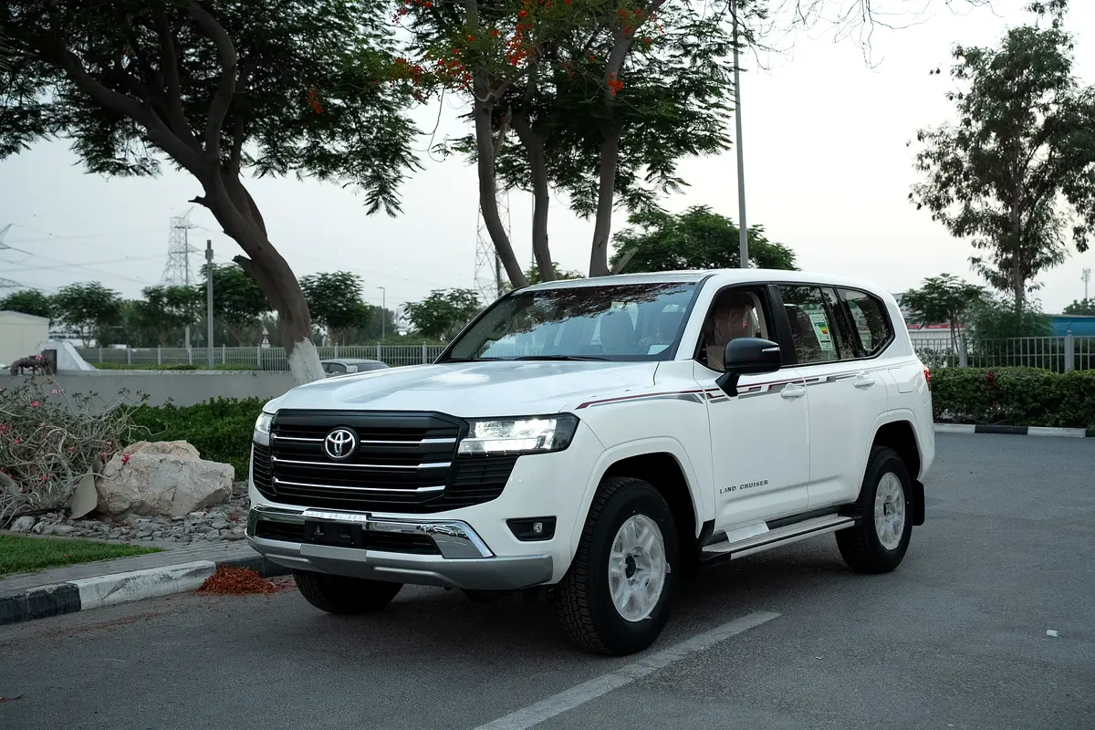 Toyota Land Cruiser 2026 — photo 1 of 19