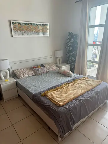 One Executive Private Bed Room for Single Lady or Couple (Husband-Wife).