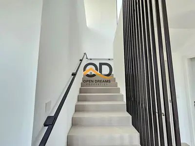 Spacious 5bedroom villa for rent in Masaar