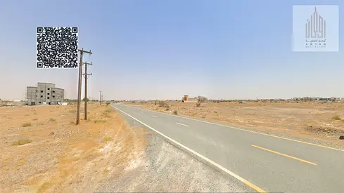 ارض سكني فى منطقة المنامة 9 ثالث قطعة من الشارع