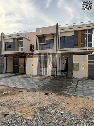 🏡 فيلا للبيع في الروضة – عجمان 📍 موقع مميز | مساحات واسعة | تشطيبات فاخرة  فرصة نادرة لامتلاك فيلا رائعة مكونة من أرضي + طابقين (G+2) في منطقة الروض