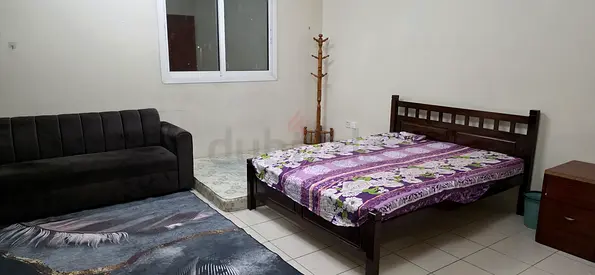 No commission Furnished studio international city