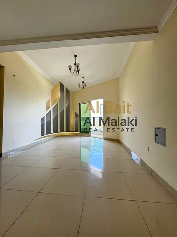 شقة للايجار السنوي المنطقة :التعاون عداد الغرف:2 ماستر الحمامات :3 تكيف : مركزي الدفعات :4 /6 باركن :مجاني