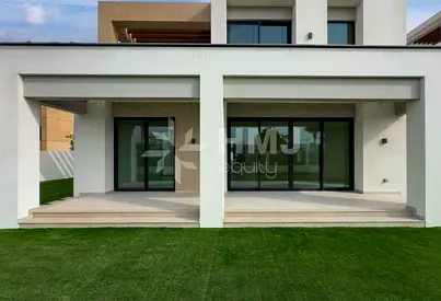 Biggest Plot | Corner unit | Landscaped