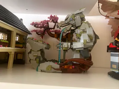 NO MINIFGURES Lego ninjago dragon statue