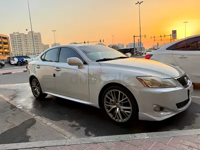 Lexus IS 300 2009 GCC Specs - Well Maintained Luxury Sedan