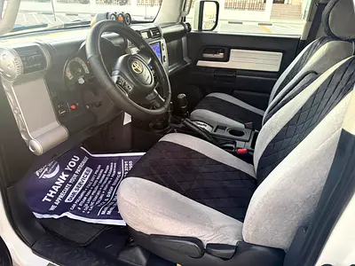 2010 Toyota FJ CRUISER photo 11
