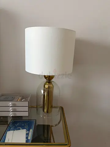 Table lamp