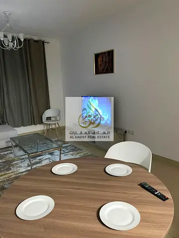 🏡 Monthly Rent in Al Yasmeen Towers – Opposite City Centre Ajman ✨ Fully furnished 1-bedroom apartment (very clean furniture, first tenant) with bal