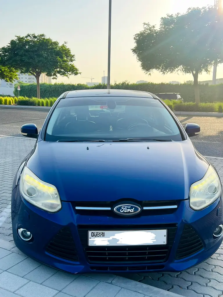 Ford Focus 2014 — photo 1 of 7