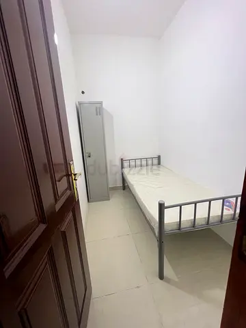 SOLO PARTITION AVAILABLE IN SATWA NEAR ROUNDABOUT