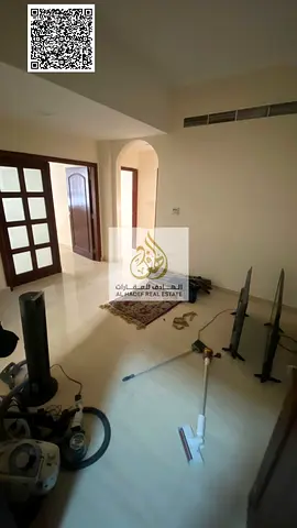 شقة غرفة وصالة منعزلة وحمام مع موزع شقة بمساحة غرفتين وصالة بشارع الشيخ عمار مباشرة موقع مميز جدا وبناية عائلات فقط وصيانة مجانية علي المالك مساحة واس
