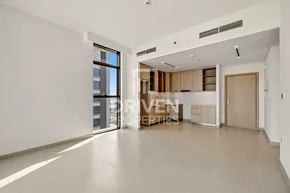 Brand New | Vacant Unit | Negotiable Price