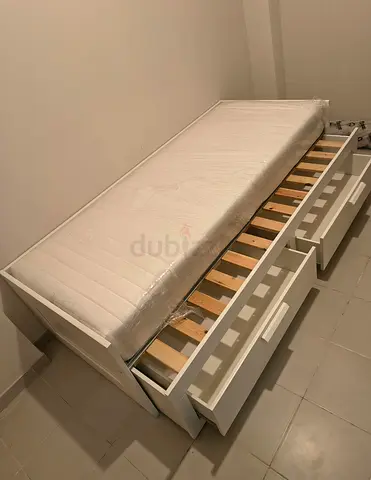 IKEA brimness daybed with 2 big storage drawers and 2 IKEA mattresses.