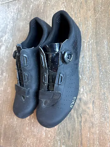 FIZIK Road Cycling Shoes Lazer Helmet