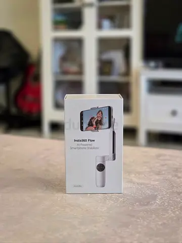 Insta360 Flow Smartphone Gimbal Unused