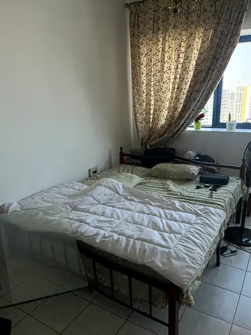 Double metal bed with mattress - good condition 200x200 size