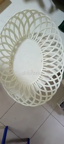 White Plastic Fruit/Storage Basket - Good Condition