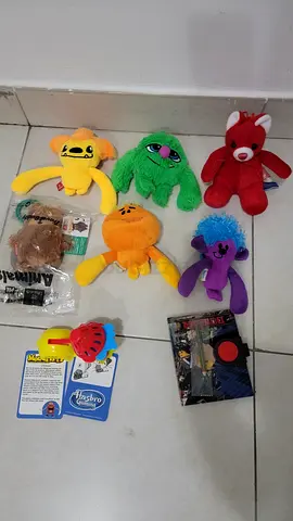 Lot of soft plush dolls and toys - mixed sizes, good condition