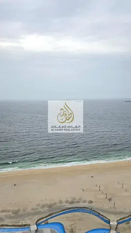 شيك  🌊🏡 للإيجار السنوي بعجمان – كورنيش تاور بإطلالة ساحرة 🏡🌊  فرصة مميزة لعشاق الفخامة والإطلالات المفتوحة ✨ شقة غرفتين وصالة داخل كورنيش تاور بإط