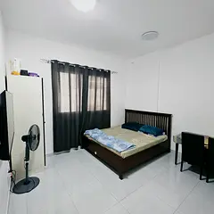 Fully Furnished Master Bedrooroom for Rent with keralite family