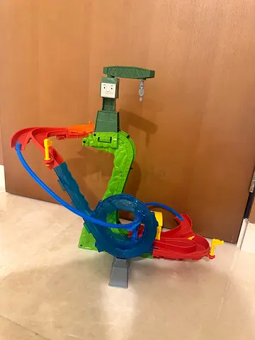 Fisher-Price Thomas  Friends Minis Motorized Raceway toy.