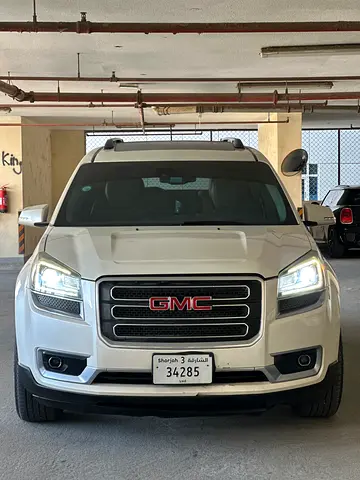 GMC Acadia SLT 2015 GCC Specs - Well Maintained