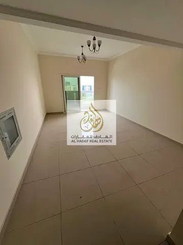 عرض خاص بالتعاون: شقق 3BHK مع شهر وباركن مجاناً 🎁 مساحات عائلية واسعة في برج سكني راقي بالقرب من كافة الخدمات!