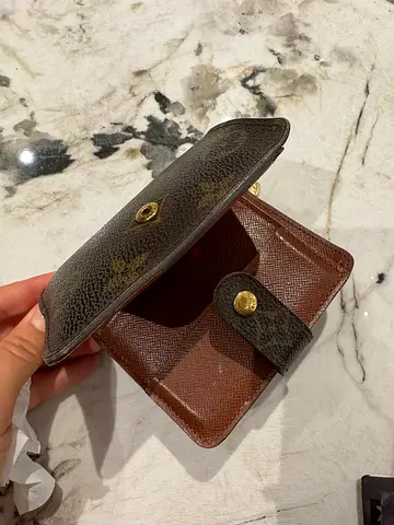 Louis Vuitton original wallet